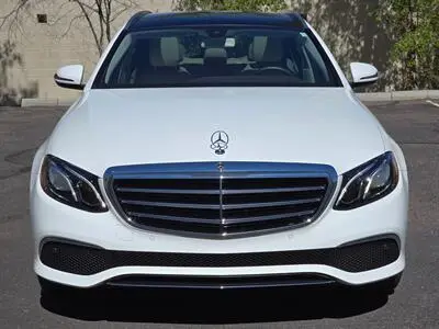 2018 Mercedes-Benz E-Class E400 4MATIC photo 3