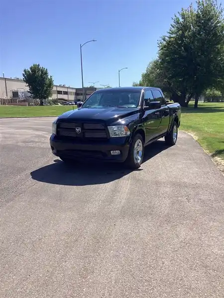 2012 RAM 1500 Sport 4x4 Crew Cab's photo
