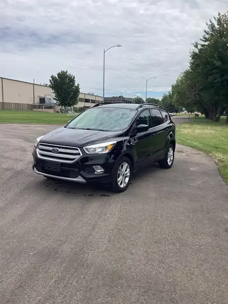 2018 Ford Escape SE's photo