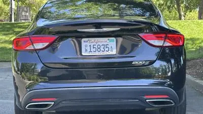 2015 Chrysler 200 S photo 5