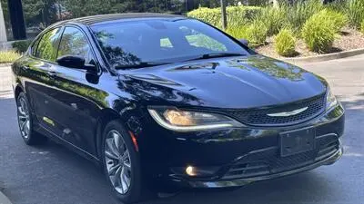 2015 Chrysler 200 S photo 3