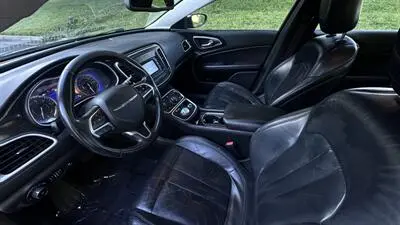 2015 Chrysler 200 C photo 5