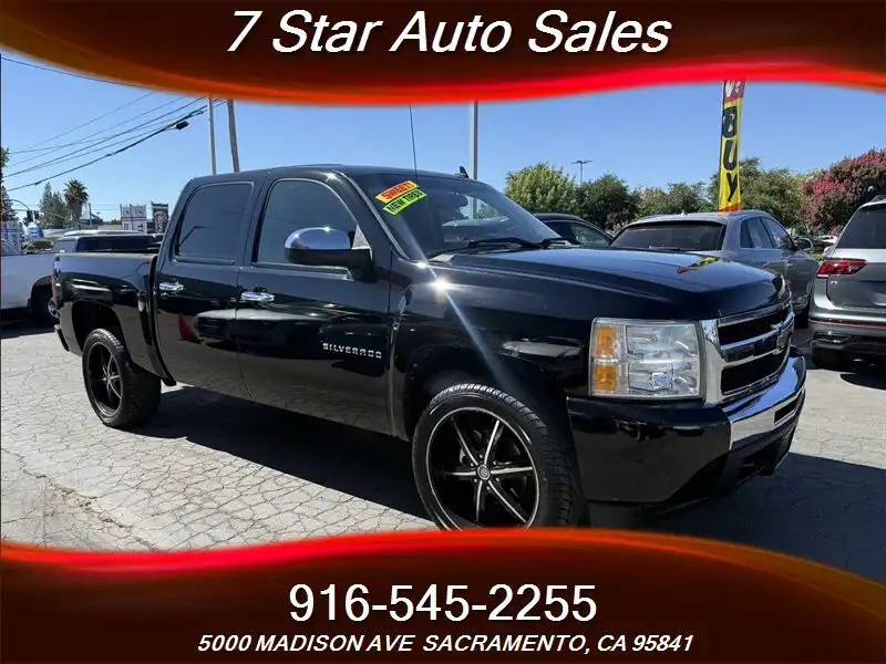 2010 Chevrolet Silverado 1500 LT Crew Cab's photo