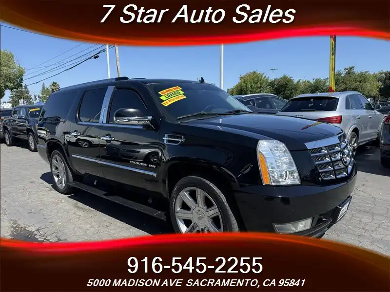 2011 Cadillac Escalade ESV AWD Premium's photo