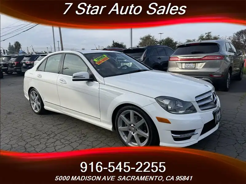 2013 Mercedes-Benz C-Class C250 Sport's photo