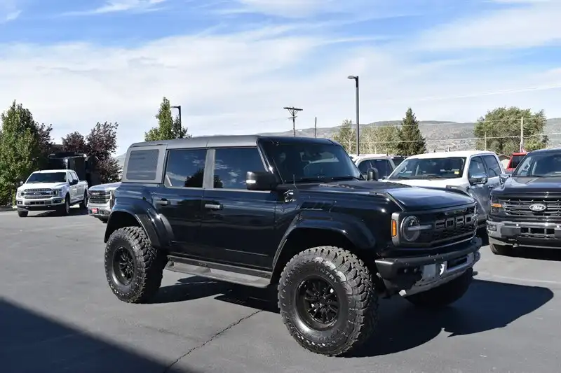 2024 Ford Bronco Raptor 4WD's photo