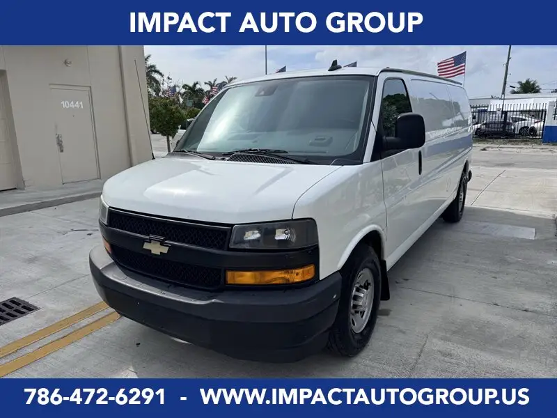 2020 Chevrolet Express 3500 Extended Work Van photo 1