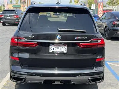 2022 BMW X7 M50i photo 5