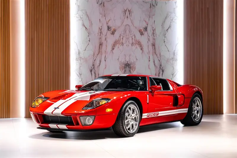 2005 Ford GT Base photo 1