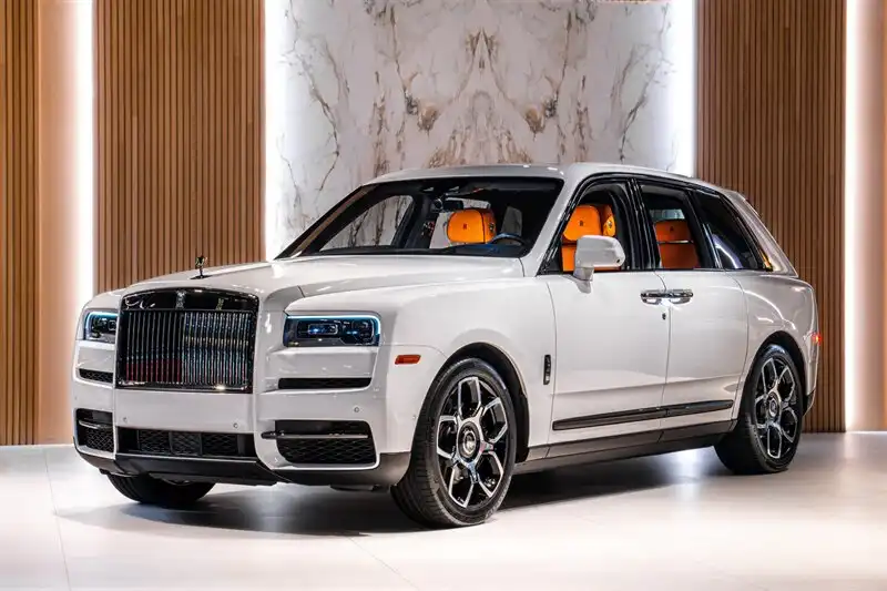 2023 Rolls-Royce Cullinan Black Badge's photo