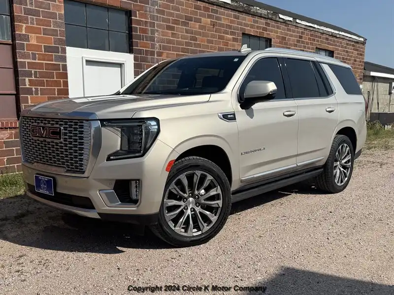 2021 GMC Yukon 4WD Denali's photo