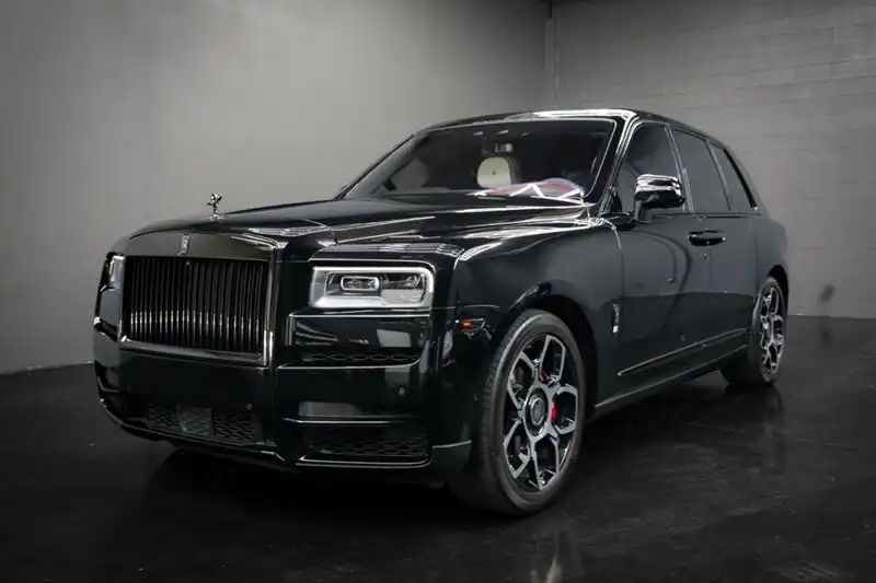 2023 Rolls-Royce Cullinan Black Badge's photo