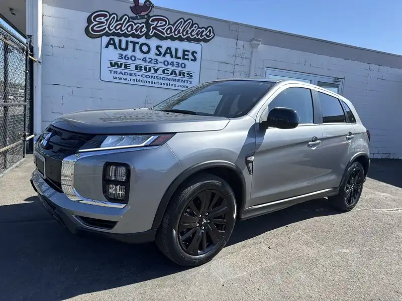 2025 Mitsubishi Outlander Sport 2.0 LE AWC CVT's photo