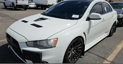 2011 Mitsubishi Lancer Evolution MR photo 3