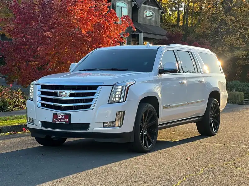 2018 Cadillac Escalade ESV 2WD Premium Luxury's photo