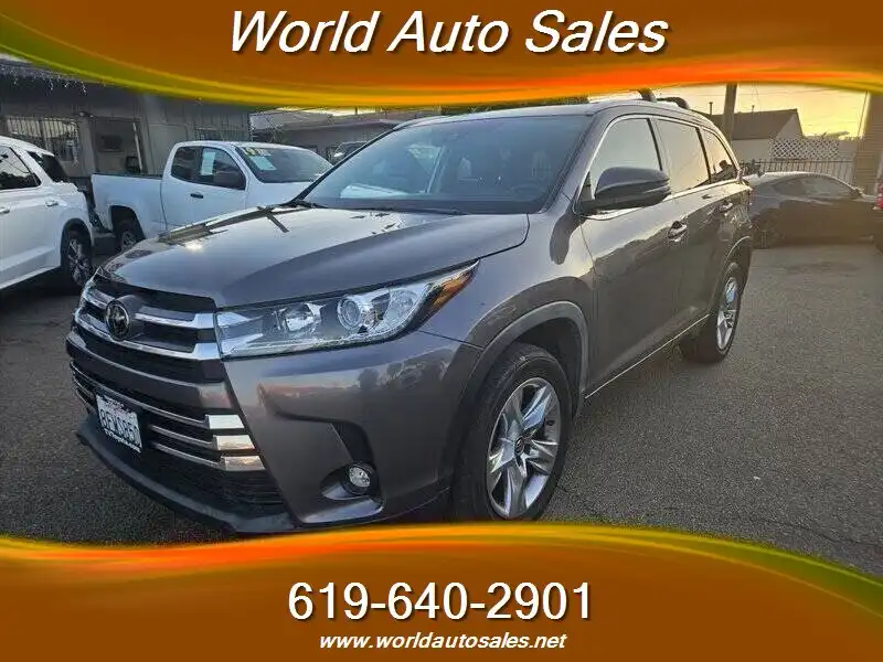 2019 Toyota Highlander Limited 2WD V6's photo