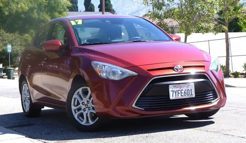2017 Toyota Yaris iA AT's photo