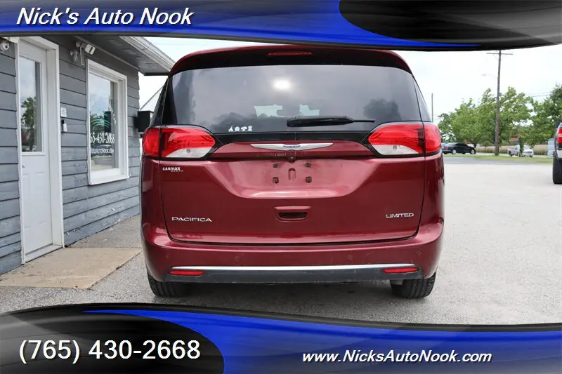 2018 Chrysler Pacifica Limited photo 5