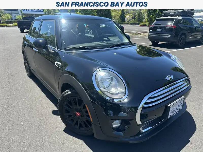 2015 MINI Cooper - 4 Door's photo