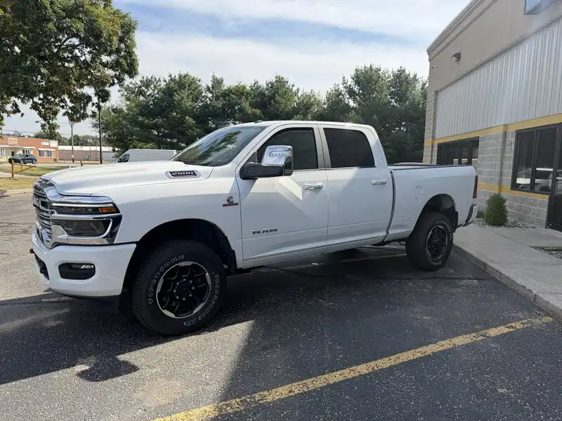 2026 RAM 2500 Laramie 4WD Crew Cab SWB's photo
