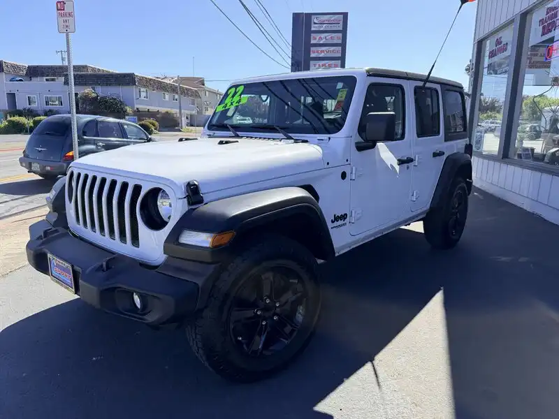 2022 Jeep Wrangler Altitude's photo