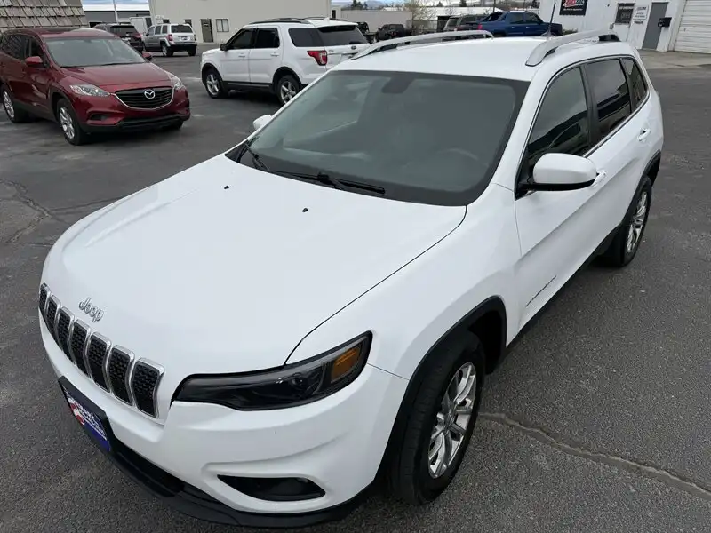 2019 Jeep Cherokee Latitude Plus 4X4's photo