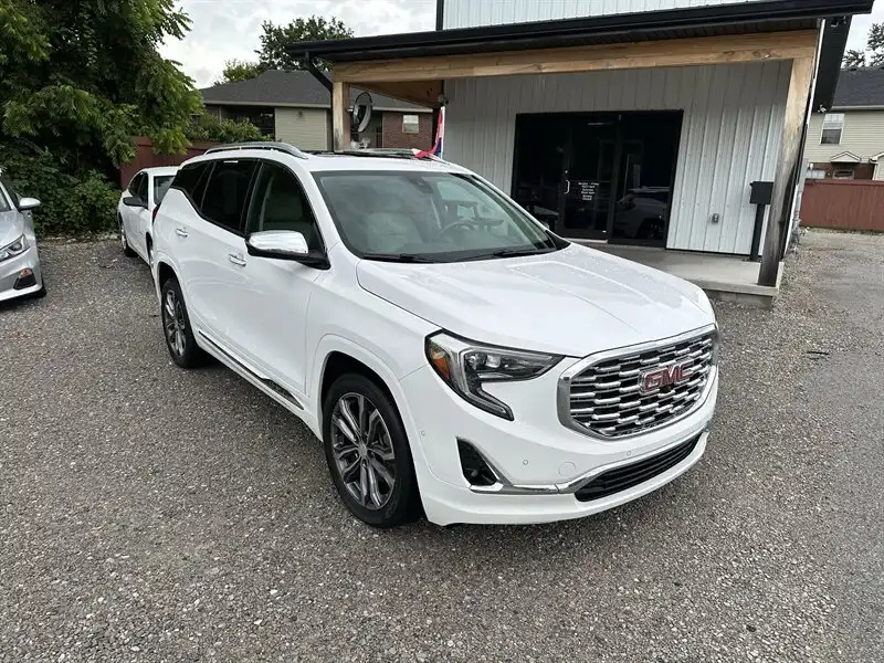 2018 GMC Terrain Denali FWD's photo