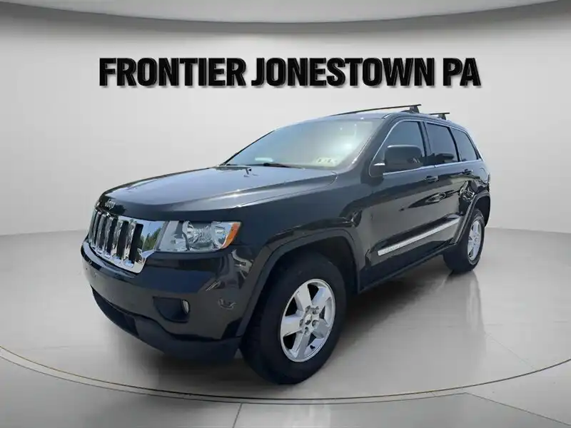 2013 Jeep Grand Cherokee Laredo 4WD's photo
