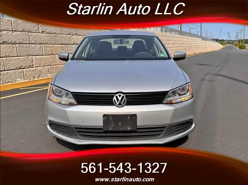 2012 Volkswagen Jetta SE 6AT PZEV's photo