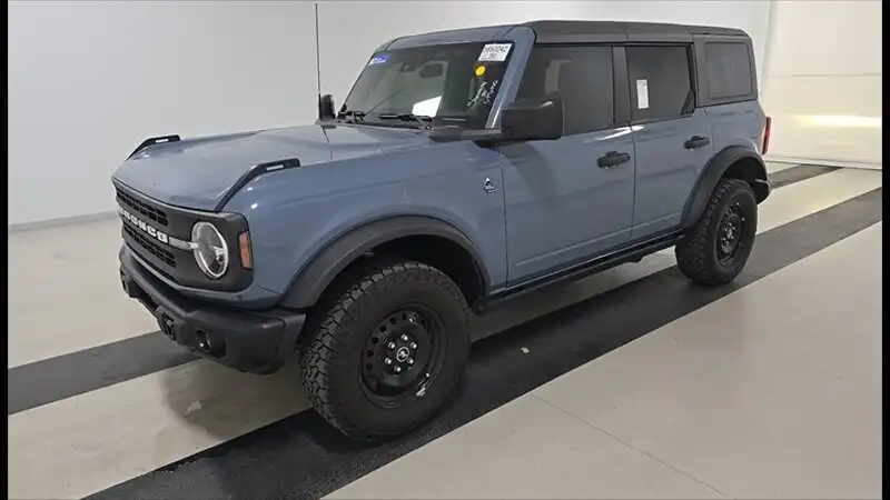 2023 Ford Bronco Black Diamond 4WD Advanced 322A's photo