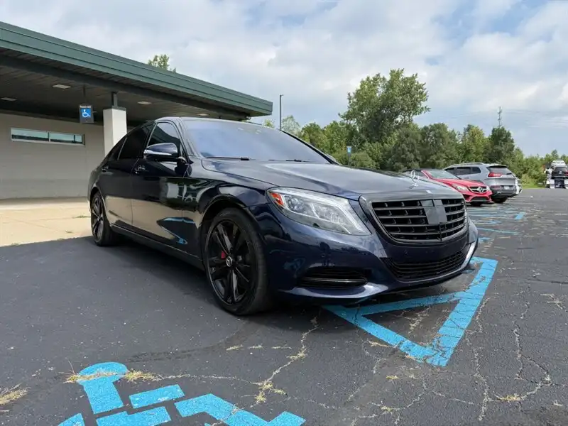 2016 Mercedes-Benz S-Class S550 4MATIC's photo