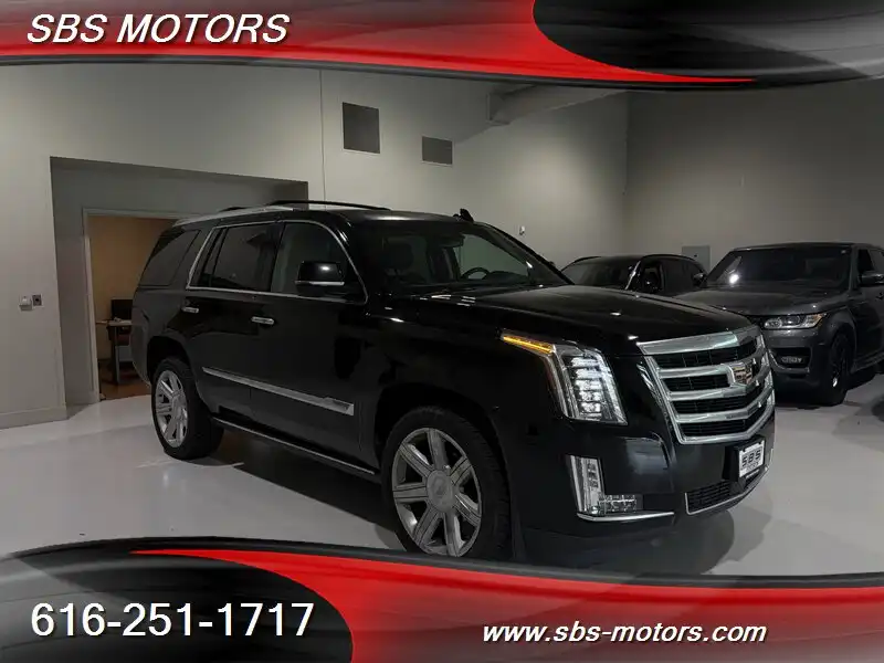 2016 Cadillac Escalade AWD Premium's photo