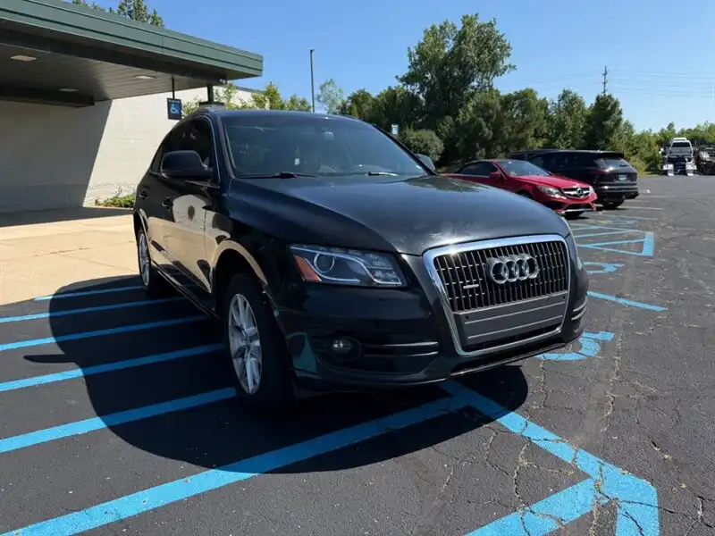 2012 Audi Q5 2.0T quattro Tiptronic Premium's photo