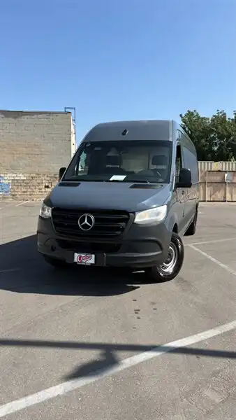 2019 Mercedes-Benz Sprinter 2500 170 WB High Roof's photo