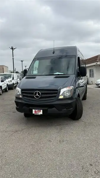 2018 Mercedes-Benz Sprinter 2500 144 WB High Roof's photo