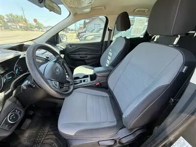 2017 Ford Escape S photo 5
