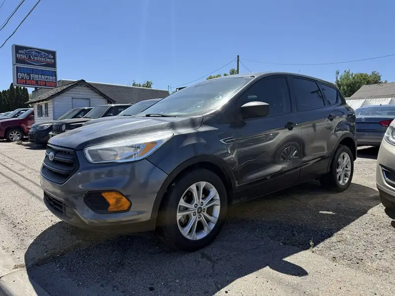 2017 Ford Escape S photo 1