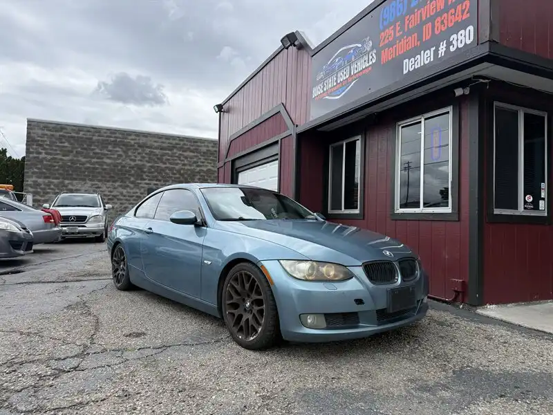 2009 BMW 3 Series 328i Coupe SULEV's photo