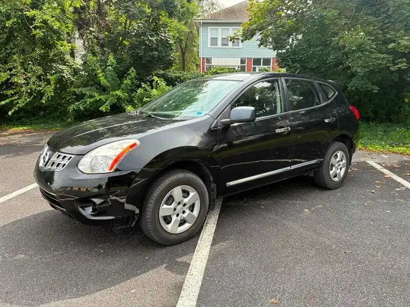 2011 Nissan Rogue S AWD's photo