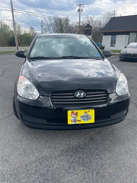 2010 Hyundai Accent GLS 4-Door 4-Speed Automatic's photo