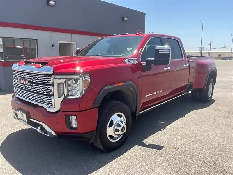 2021 GMC Sierra 4WD Crew Cab Long Box DRW Denali's photo