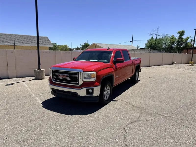 2015 GMC Sierra 4WD Crew Cab SLE SWB's photo
