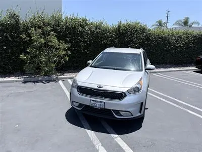 2019 Kia Niro EX photo 2