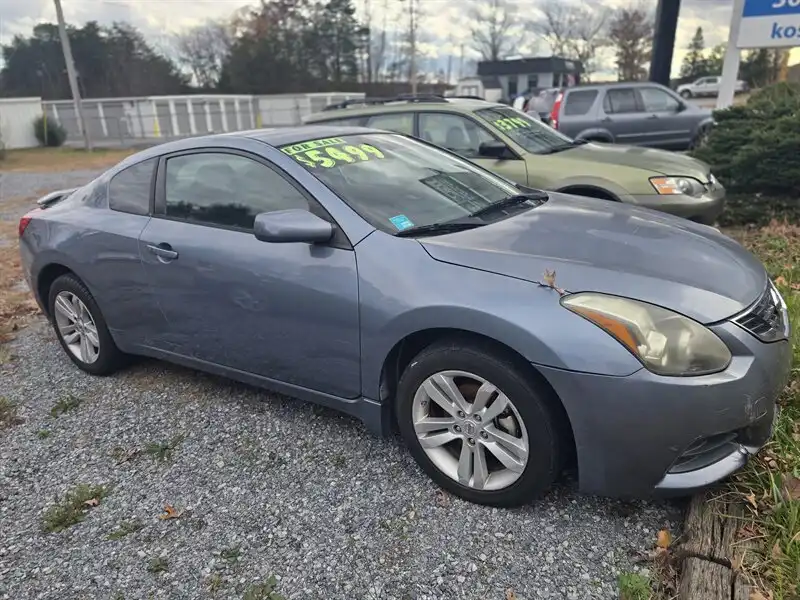 2010 Nissan Altima 2.5 S CVT's photo