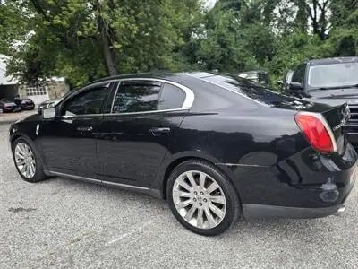 2012 Lincoln MKS AWD photo 4