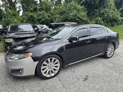 2012 Lincoln MKS AWD photo 3