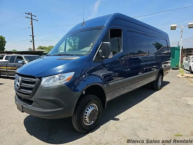 2024 Mercedes-Benz Sprinter 3500XD 170 EXT WB High Roof 4x4's photo