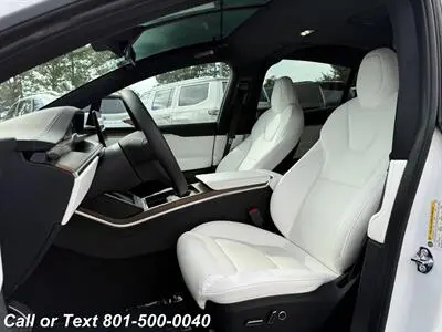 2023 Tesla Model X Long Range photo 5