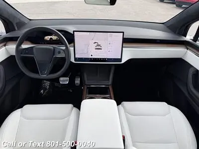 2023 Tesla Model X Long Range photo 3