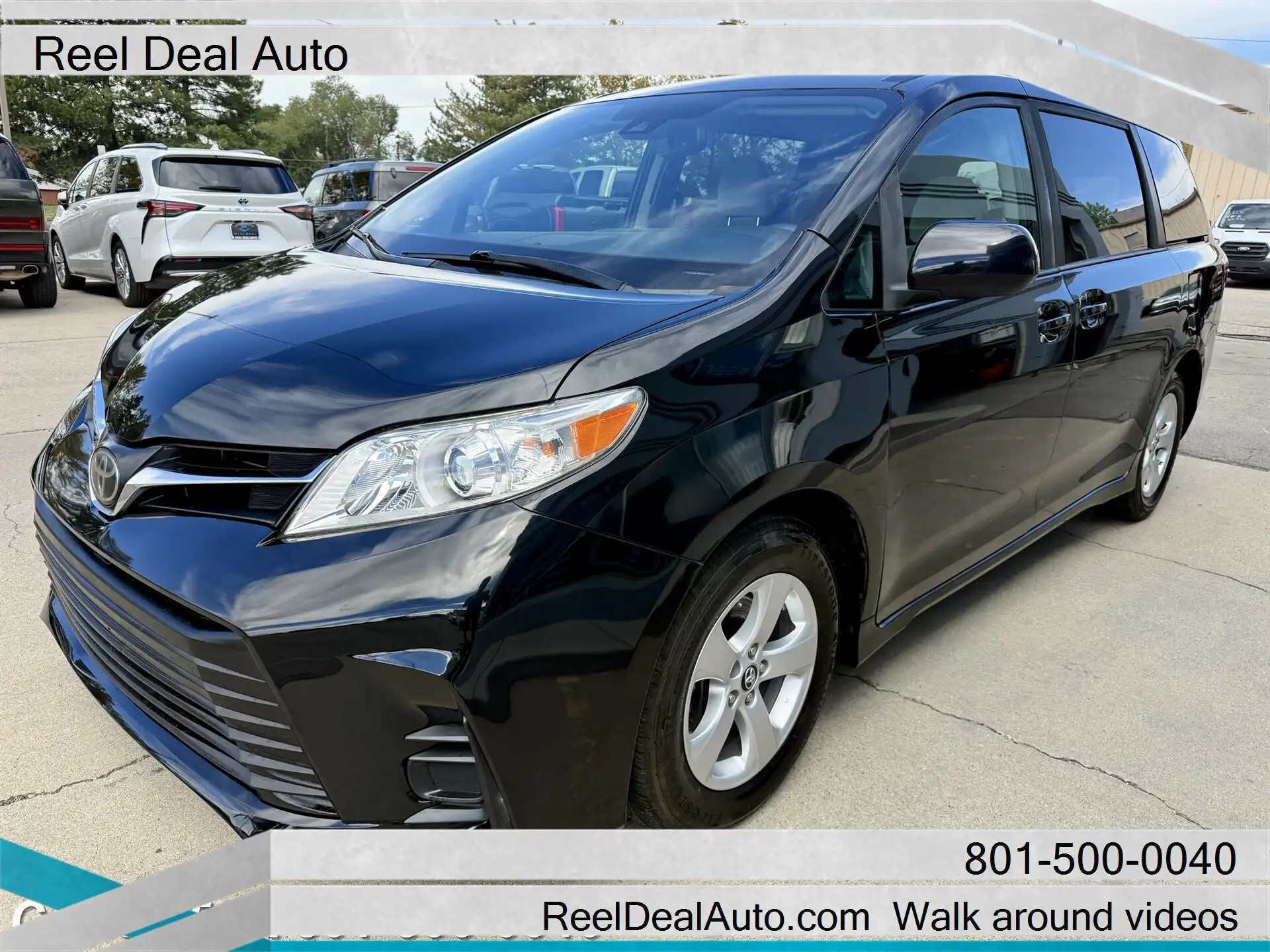 2020 Toyota Sienna LE V6 7-Passenger Access Seat FWD's photo